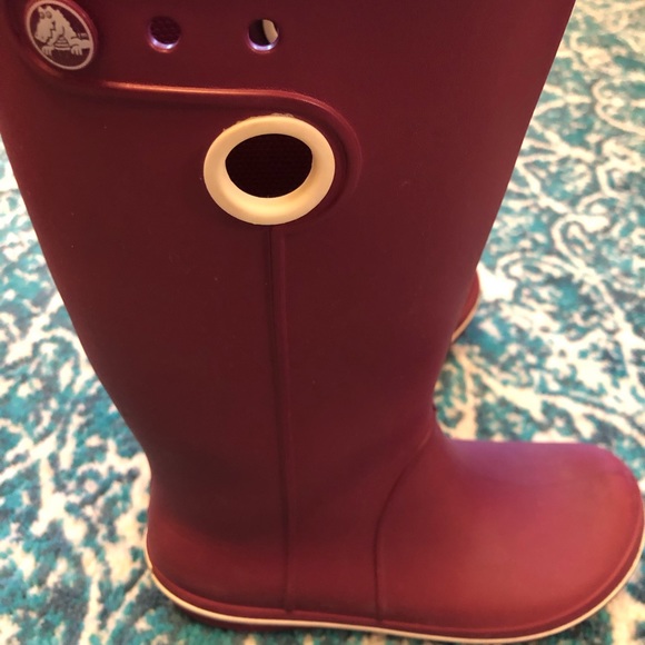 Crocs rain boot size 6 - Picture 6 of 6
